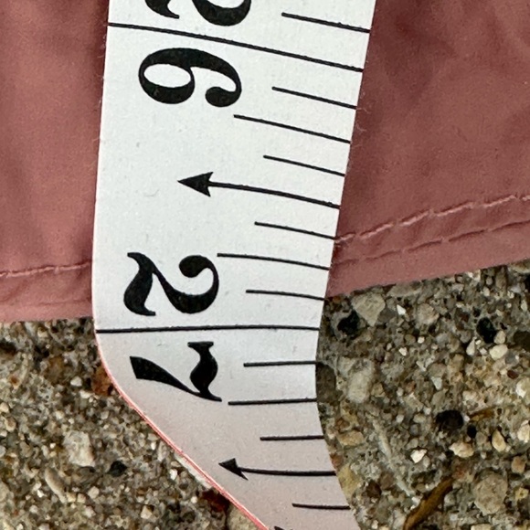 ⭐️SOLD ⭐️Womens 100% Nylon Quilted Jacket Size L Rose Colored - Picture 7 of 9